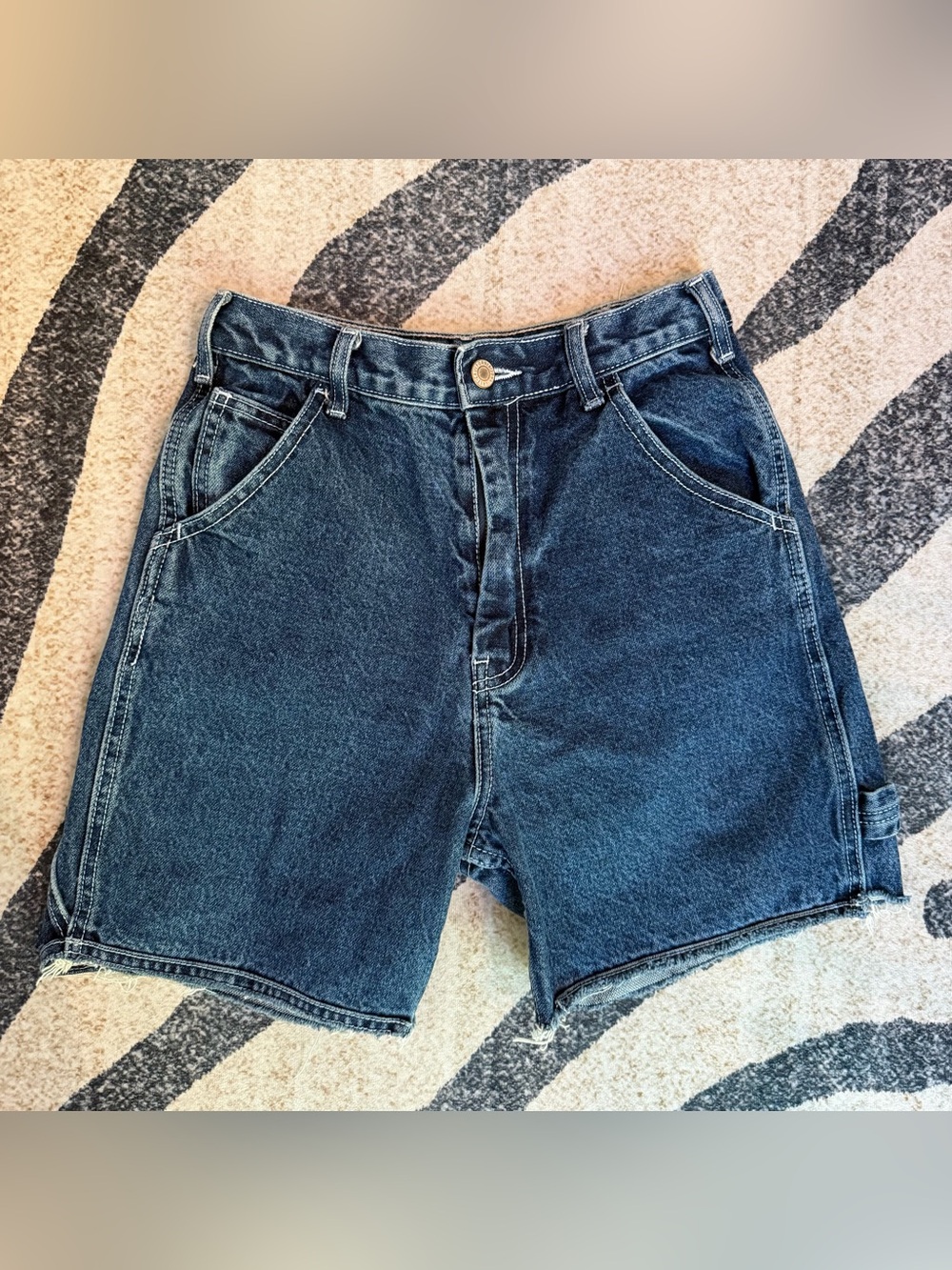 J Galt Carpenter Cut Off Denim Shorts Medium EEUC